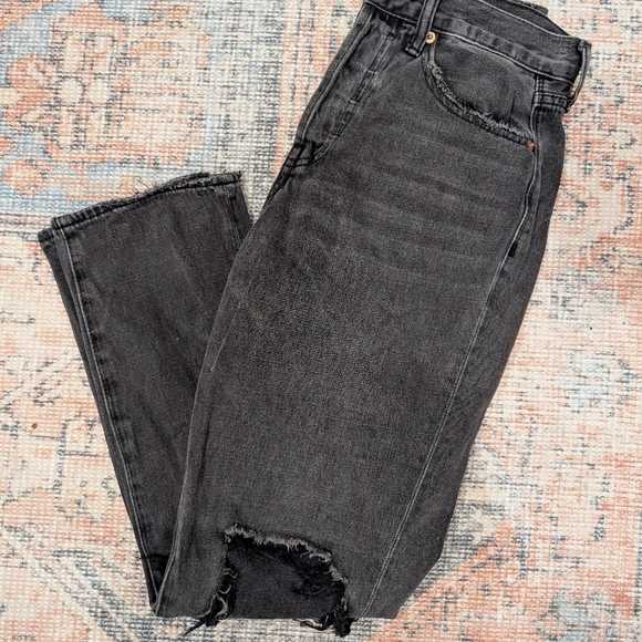 Pistola Keaton Distressed Jeans - Picture 2 of 6